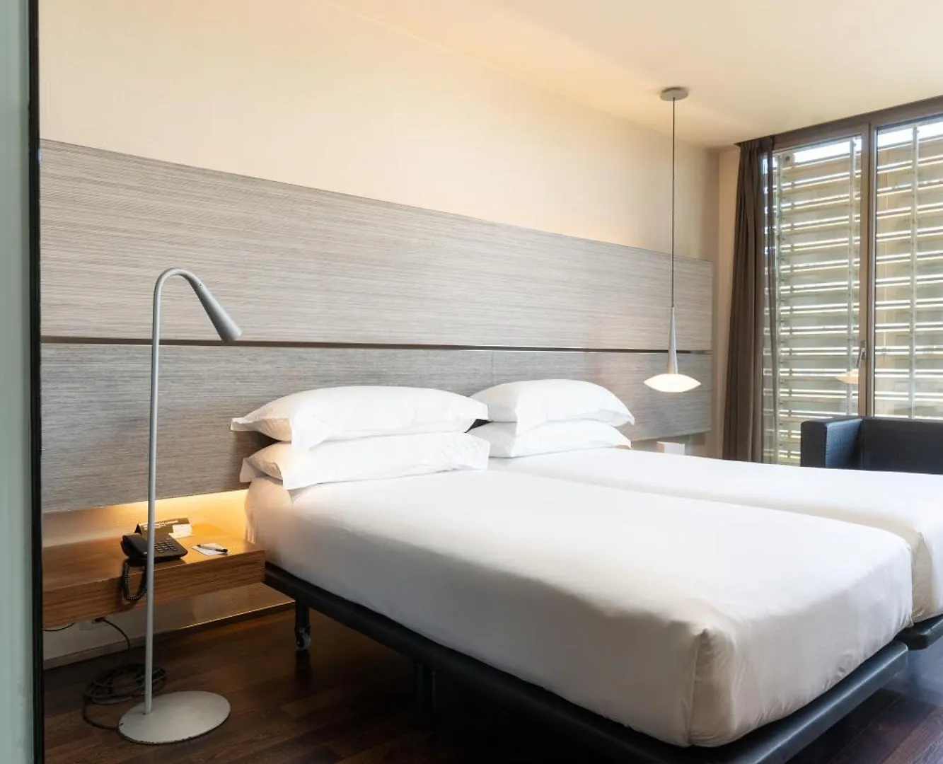 B Hotel Barcelona 3*,